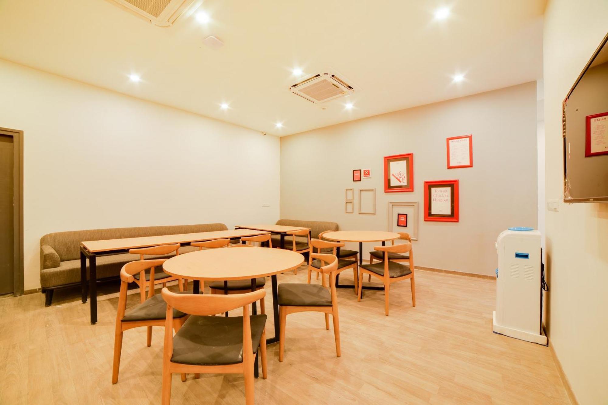 Super Townhouse Hosur Main Road Bommanahalli Near Gopalan Innovation Mall Bangalore Luaran gambar