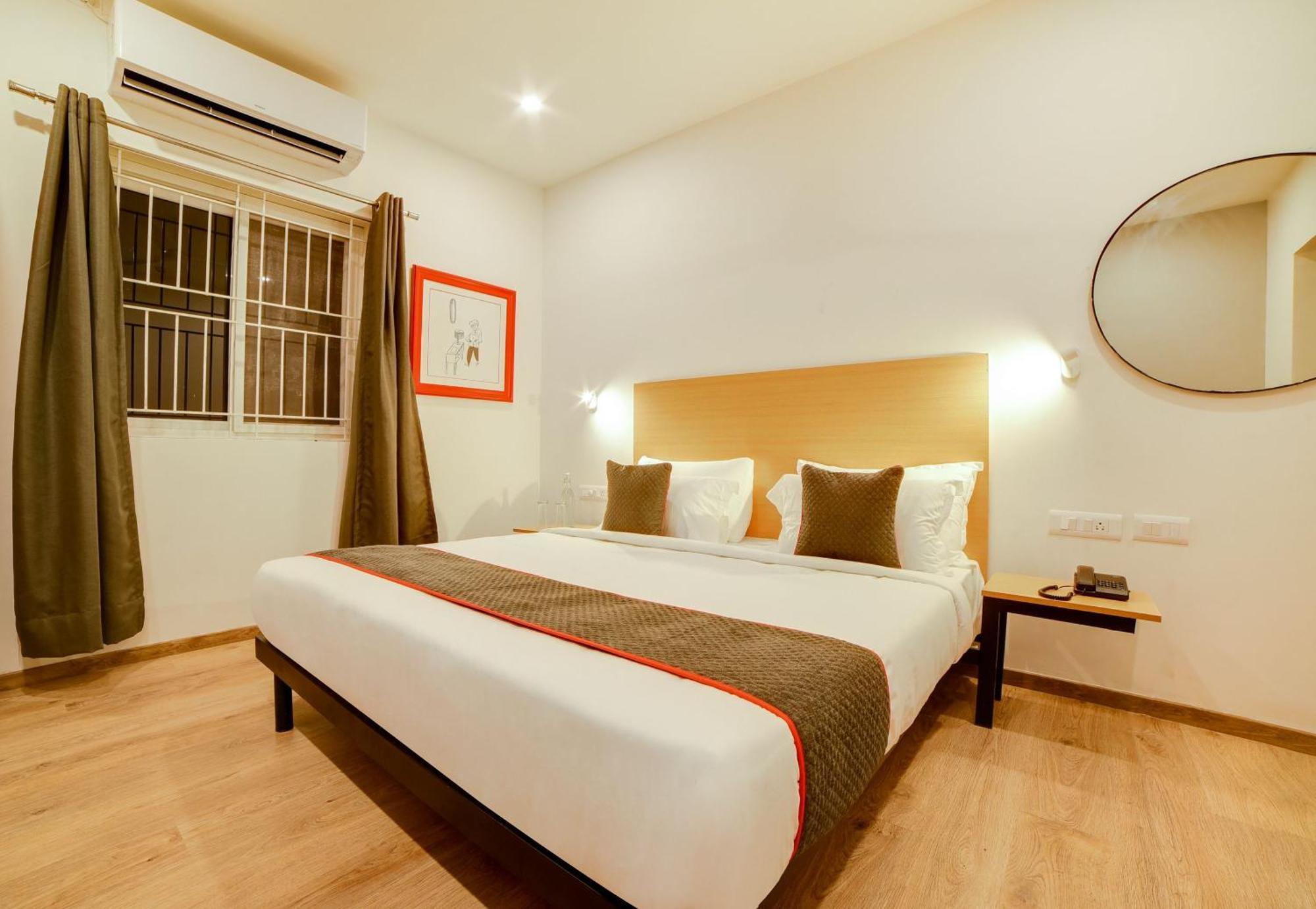 Super Townhouse Hosur Main Road Bommanahalli Near Gopalan Innovation Mall Bangalore Luaran gambar