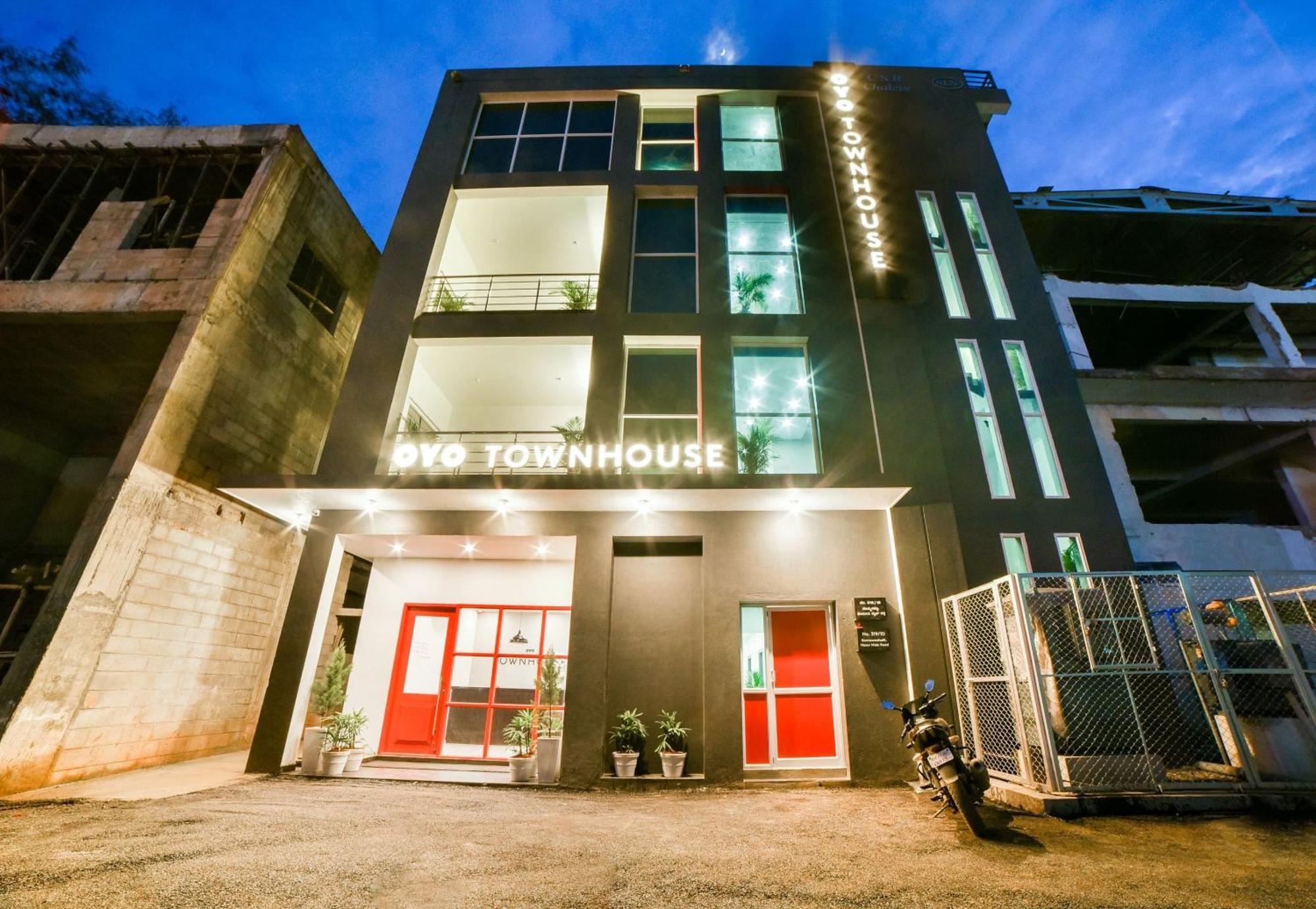 Super Townhouse Hosur Main Road Bommanahalli Near Gopalan Innovation Mall Bangalore Luaran gambar